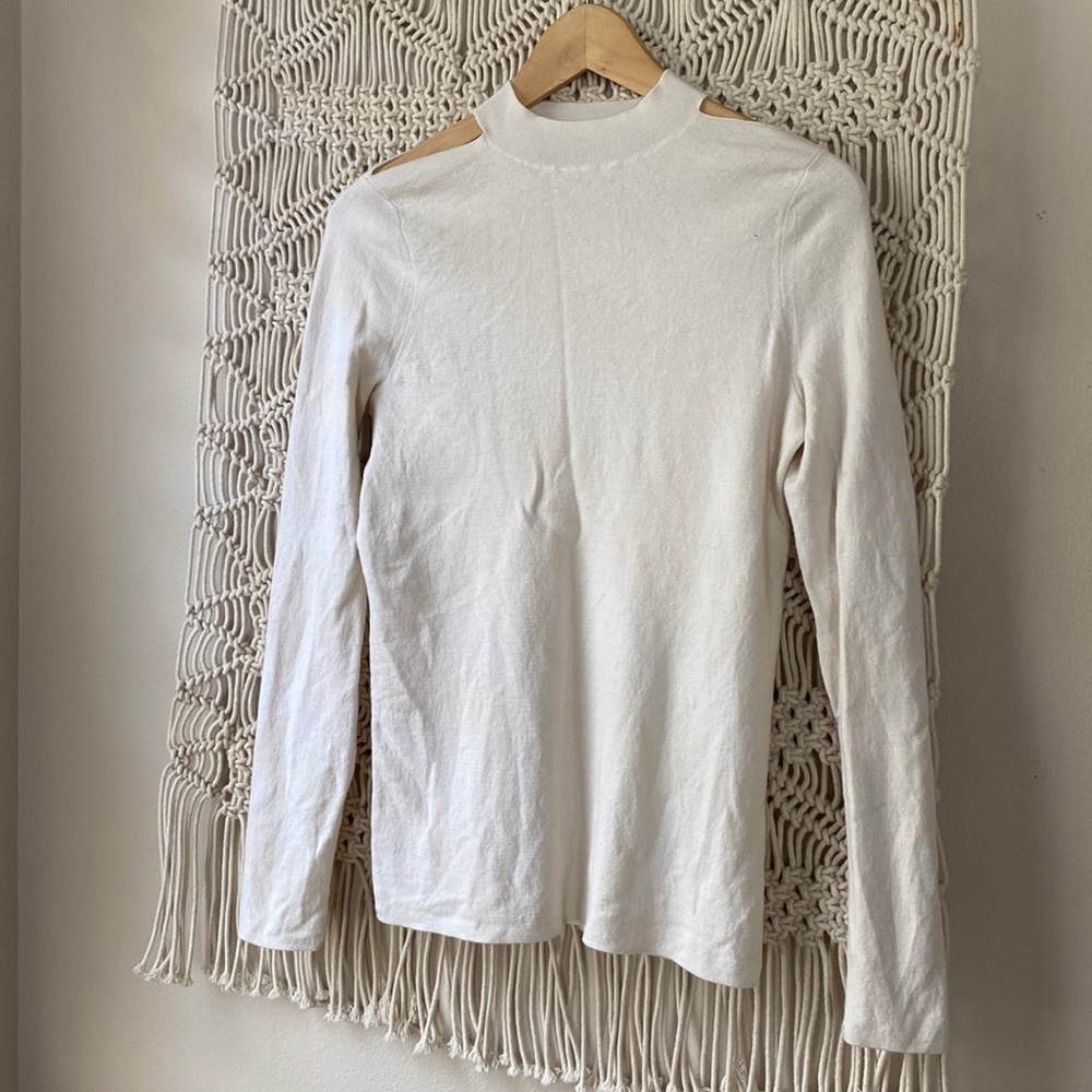Tahari Cream Merino Wool Mock Turtleneck with Cut-Out Shoulders | Size M